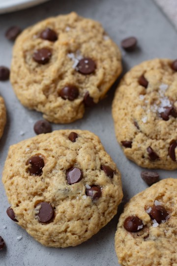 finished vegan chocolate chip cookies