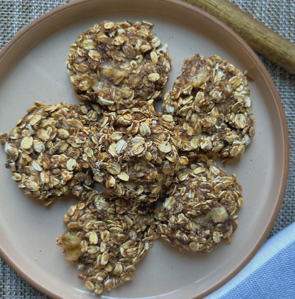 Finished Plate of healthy oatmeal cookies