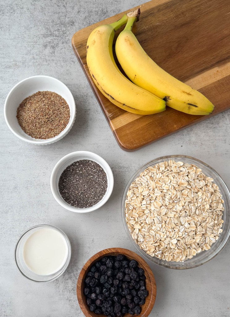 Ingredients to make healthy oatmeal cookies