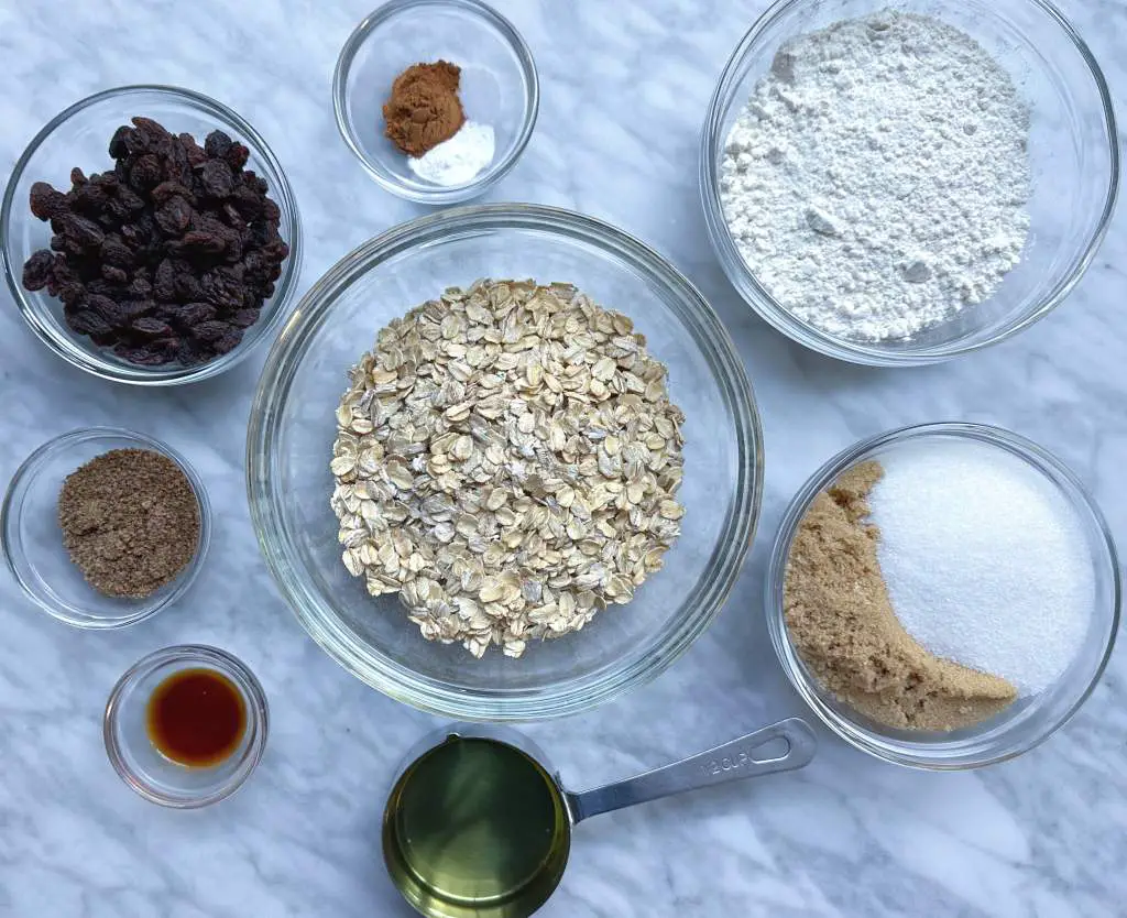 Ingredients used for oatmeal raisin cookies