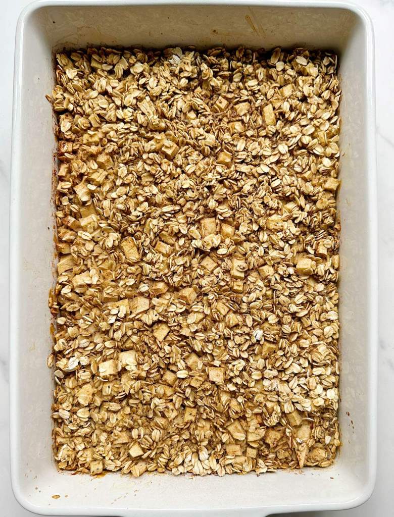 apple cinnamon baked oatmeal finished