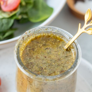 finished italian dressing in glass jar