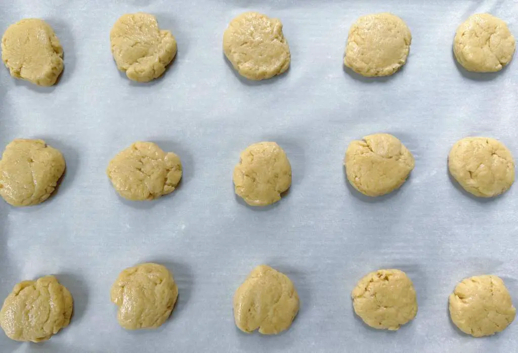 Pre-cooked easy vegan cookie dough