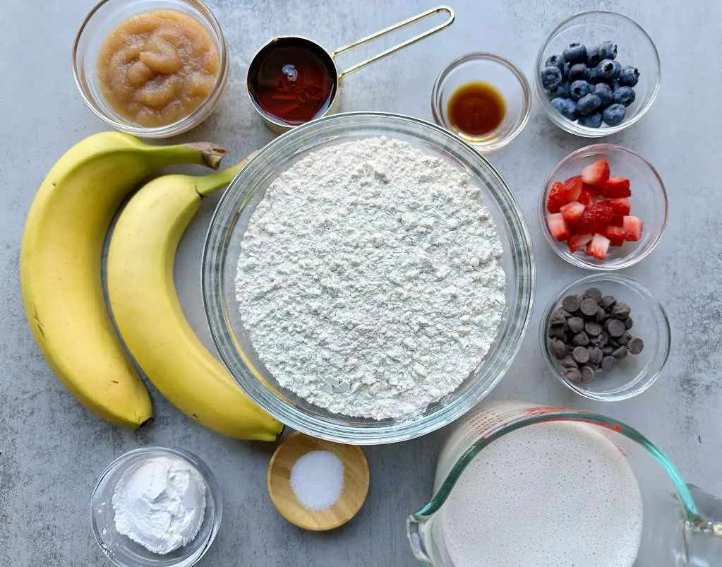 ingredients to make easy vegan sheet pan pancakes

