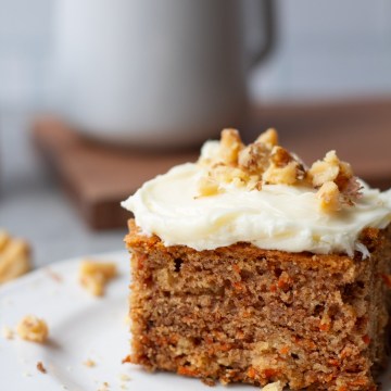 close up vegan carrot cake