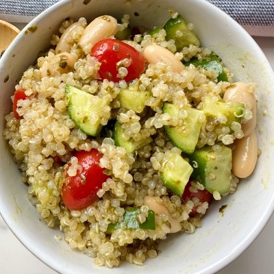 close up Mediterranean quinoa white bean salad
