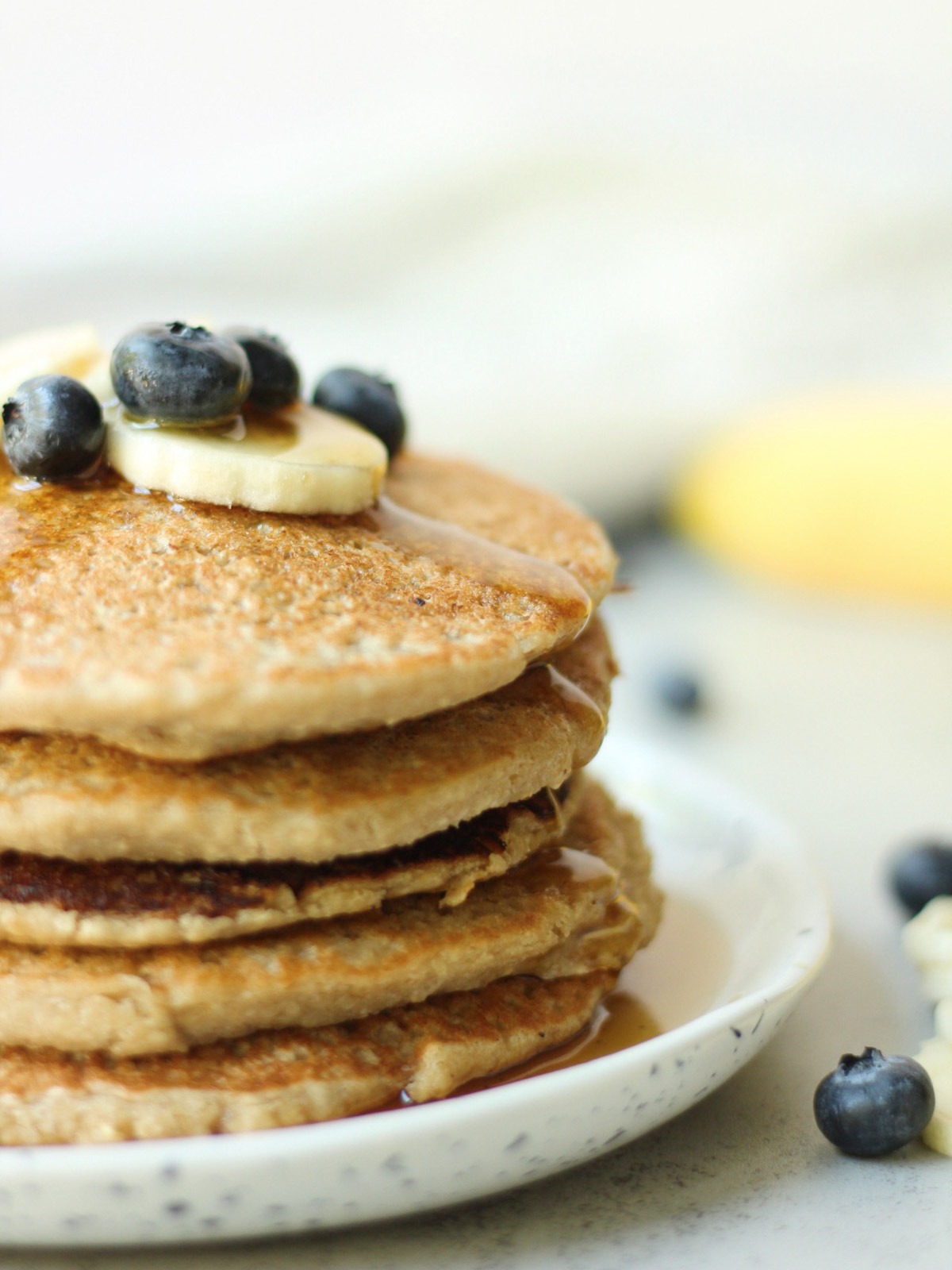 Vegan Banana Oat Pancakes