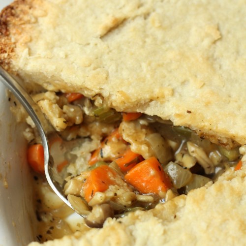 vegan mushroom pot pie with slice taken out