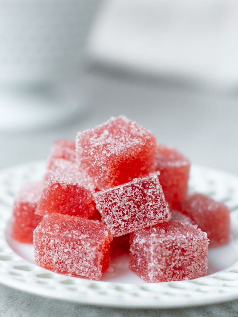 close up vegan gummy candy on a plate